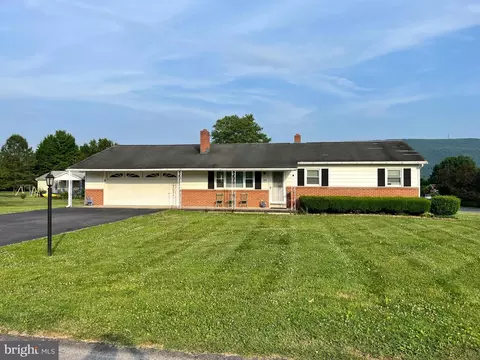 142 Sparkle Dr, Reedsville, PA 17084