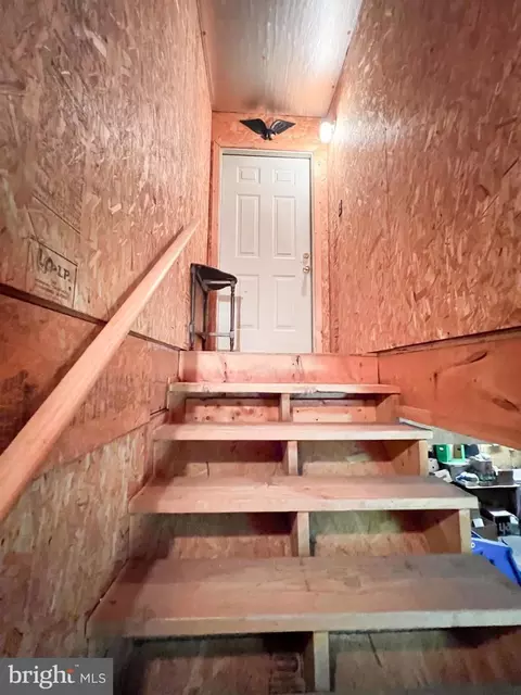 Entry Way - 212 Bald Eagle Ln, Mcclure, PA 17841 photo 6 of 7