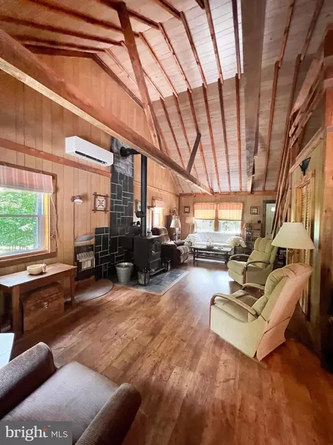Living - 212 Bald Eagle Ln, Mcclure, PA 17841 photo 2 of 4
