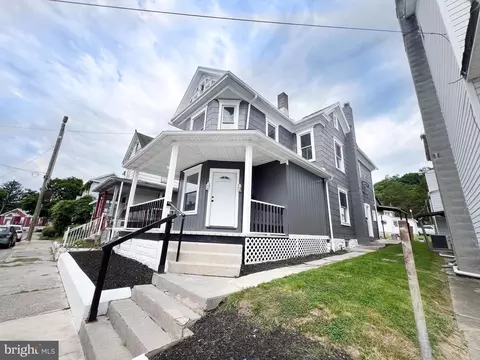 261 W Fifth St, Lewistown, PA 17044