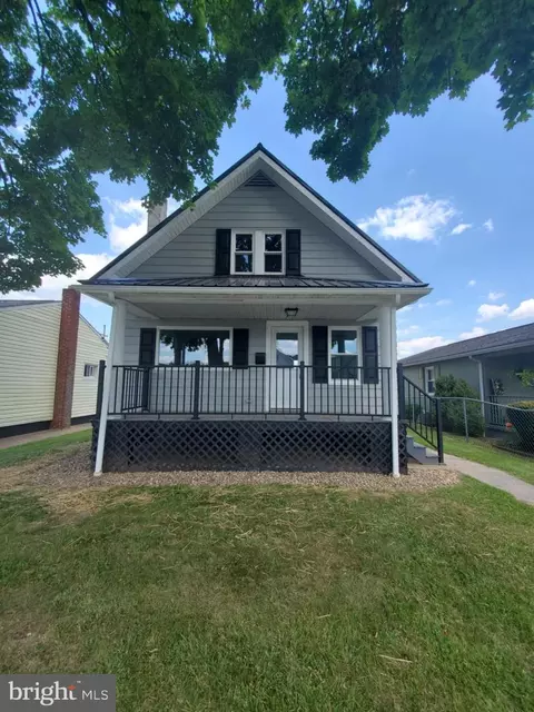 723 S Grand St, Lewistown, PA 17044