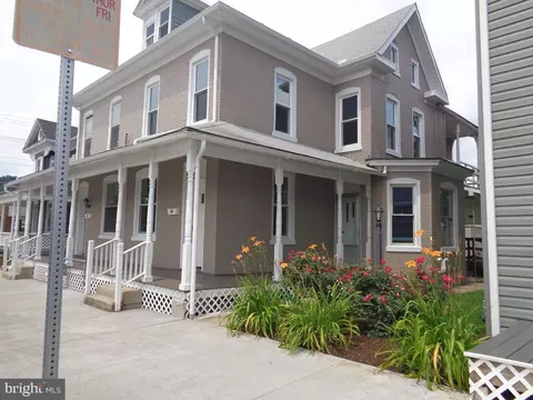 207 S Main St, Lewistown, PA 17044