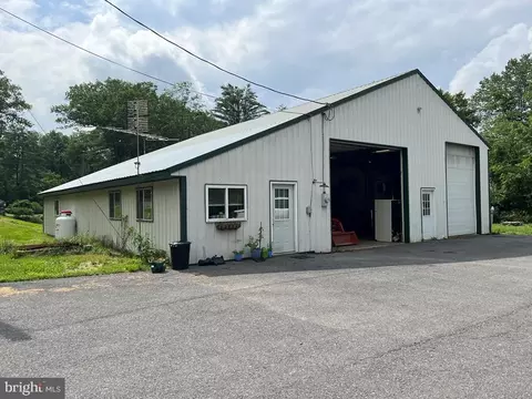 2425 Snook Rd, Mcclure, PA 17841