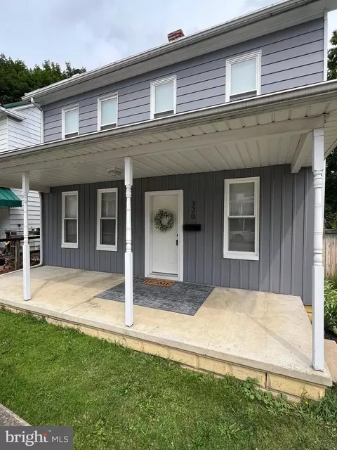 320 Shaw Ave, Lewistown, PA 17044