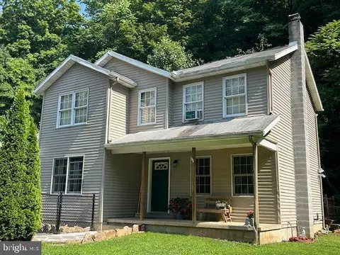 1330 Hawstone Rd, Lewistown, PA 17044