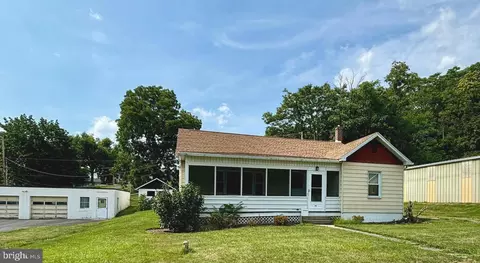 511 Yale St, Lewistown, PA 17044