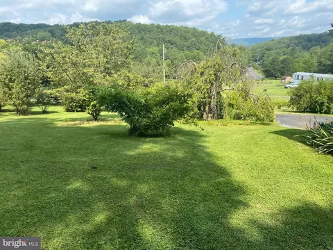 20 Springwood Dr, Mcclure, PA 17841 photo 8