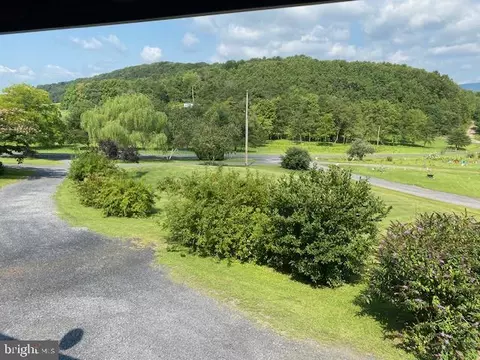 20 Springwood Dr, Mcclure, PA 17841 photo 6