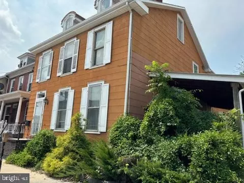 11 E 3rd St, Lewistown, PA 17044