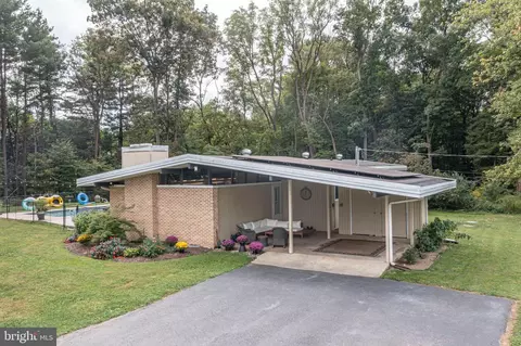 192 Fairway Pl, Lewistown, PA 17044