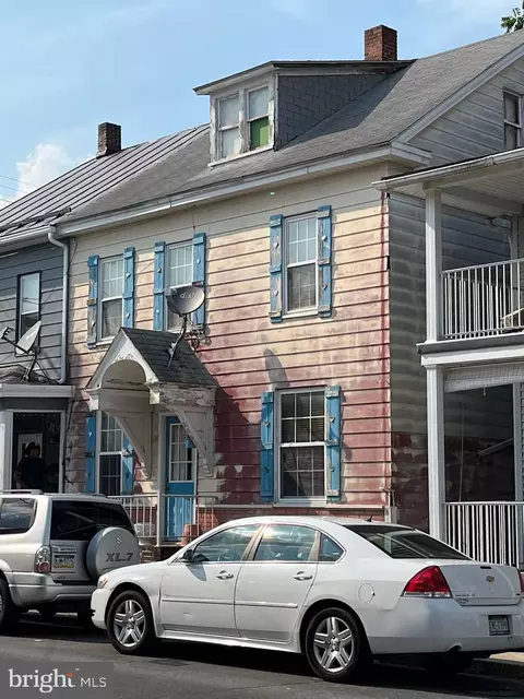 209 S Spruce St, Lewistown, PA 17044
