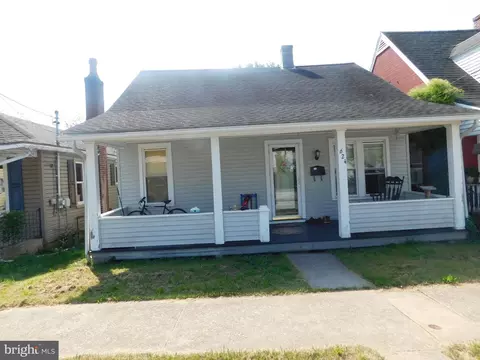 624 W Fifth St, Lewistown, PA 17044