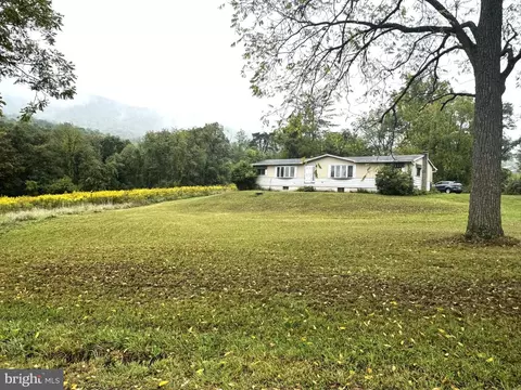 290 Pine Glenn Ln, Lewistown, PA 17044