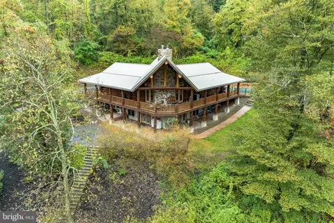 54 Elkhorn Dr, Mcveytown, PA 17051