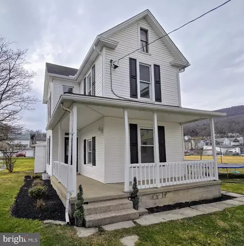 22 N Main St, Yeagertown, PA 17099