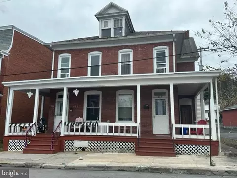 215-217 W Fifth St, Lewistown, PA 17044