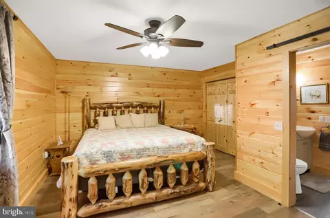 Bedroom - 425 Bald Eagle Ln, Mcclure, PA 17841 photo 1 of 7