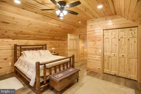 Bedroom - 425 Bald Eagle Ln, Mcclure, PA 17841 photo 6 of 7
