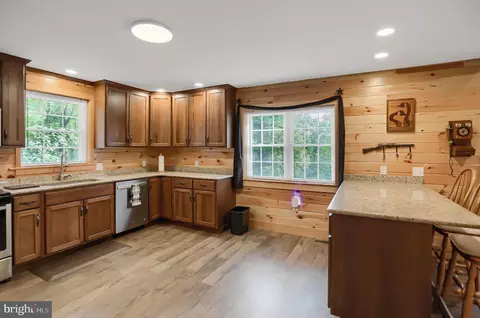 Kitchen - 425 Bald Eagle Ln, Mcclure, PA 17841 photo 4 of 4