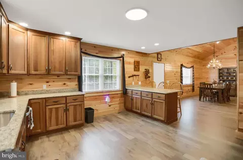 Entry Way - 425 Bald Eagle Ln, Mcclure, PA 17841 photo 4 of 8