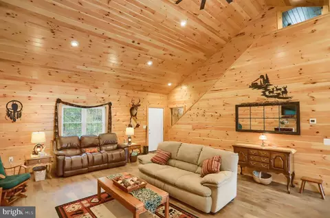 Living - 425 Bald Eagle Ln, Mcclure, PA 17841 photo 1 of 1