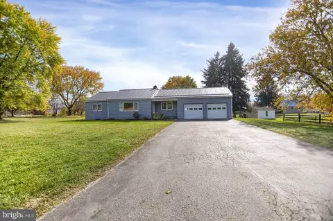 1844 Middle Rd, Lewistown, PA 17044