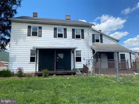 133 N Walnut St, Burnham, PA 17009