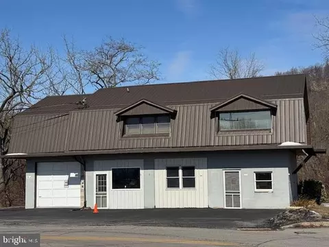 9 E Furnace Rd, Mcveytown, PA 17051