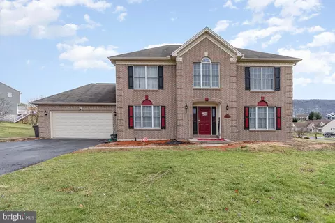 59 Sunshine Cir, Lewistown, PA 17044