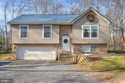 109 Packetboat Rd, Lewistown, PA 17044