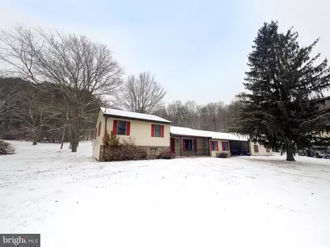 15 Auction Dr, Mcveytown, PA 17051