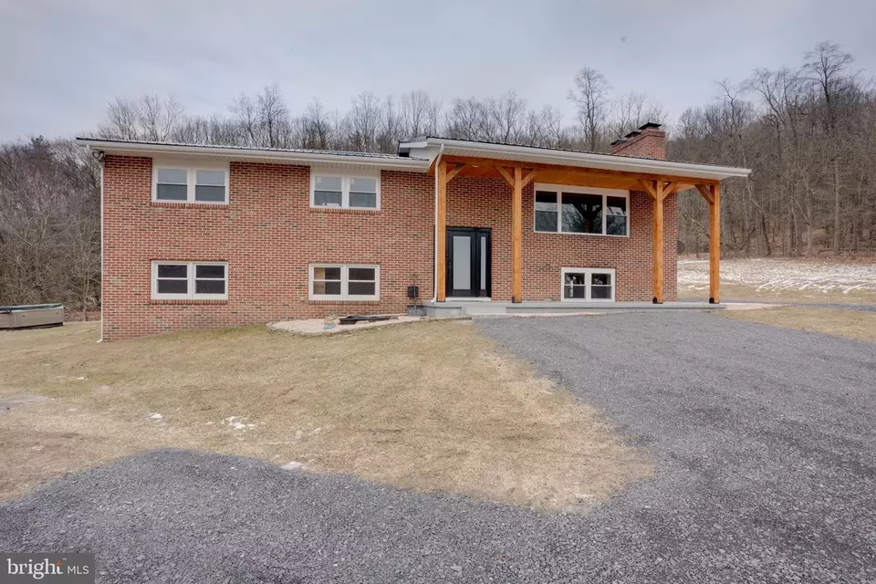 Exterior - 3014 Old Stage Rd, Lewistown, PA 17044 photo 4 of 13