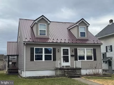 506 S Wayne St, Lewistown, PA 17044