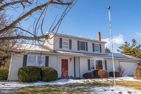 191 Greenbriar Rd, Lewistown, PA 17044