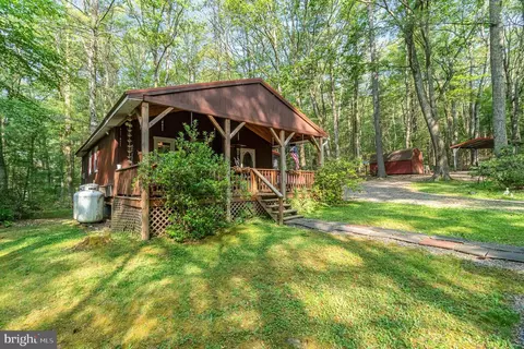 122 Treeleaf Rd, Milroy, PA 17063 photo 3
