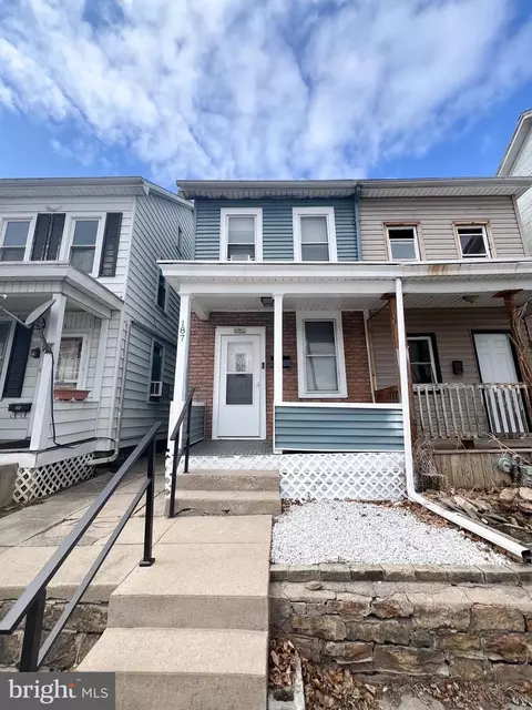187 W Fourth St, Lewistown, PA 17044