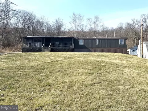 103 Hoss Dr, Lewistown, PA 17044