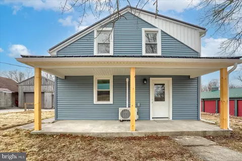 47 Locke Mills Rd, Milroy, PA 17063