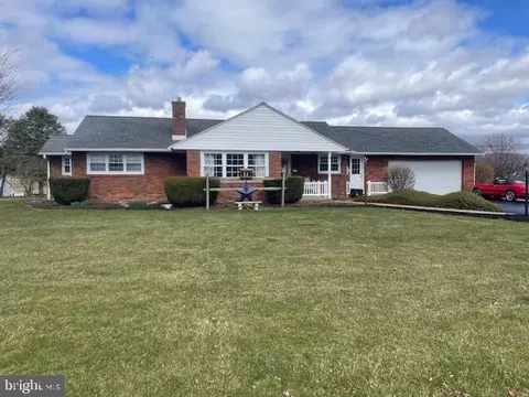 323 Trella St, Belleville, PA 17004