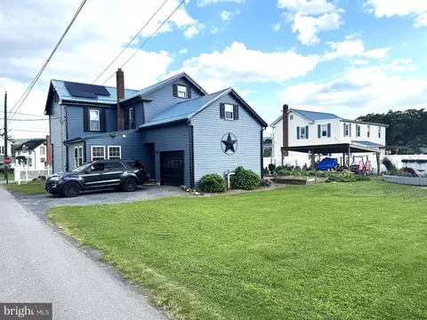 85 King St, Milroy, PA 17063