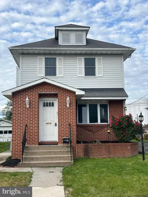 517 S Wayne St, Lewistown, PA 17044