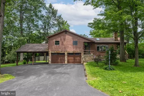 281 Betty Cir, Reedsville, PA 17084