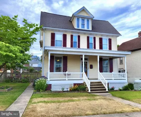 111 S Walnut St, Lewistown, PA 17044