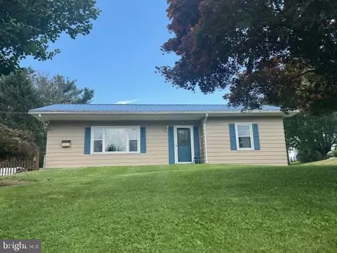 46 Elm Dr, Lewistown, PA 17044
