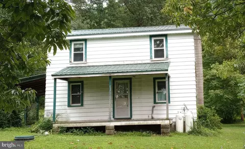 677 Jacks Creek Rd, Lewistown, PA 17044