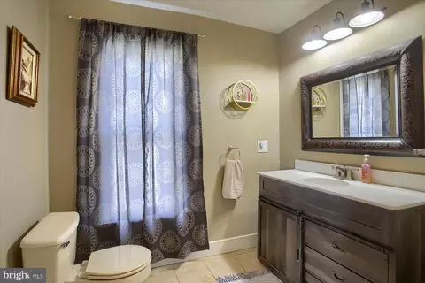 205 3rd Ave, Burnham, PA 17009 photo 18