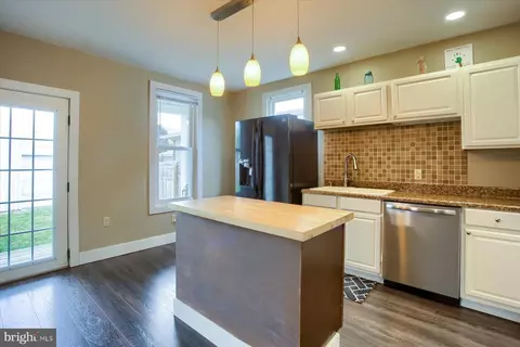 205 3rd Ave, Burnham, PA 17009 photo 13