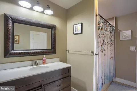 205 3rd Ave, Burnham, PA 17009 photo 19