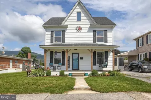 205 3rd Ave, Burnham, PA 17009