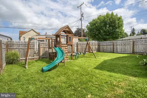 205 3rd Ave, Burnham, PA 17009 photo 27